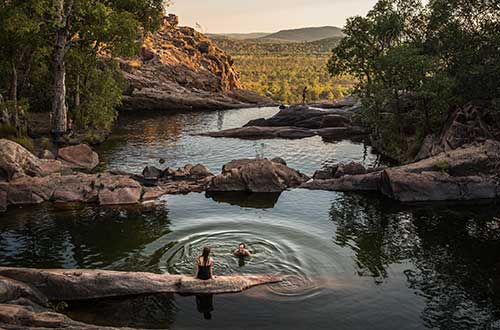 northern-territory-australia-kakadu-national-park-gunlom-falls-pool-falls