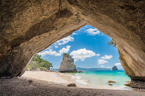 cathedral-cove-new-zealand