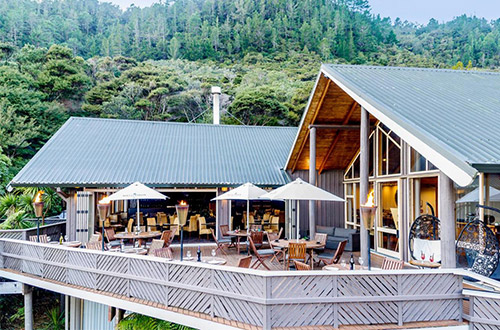 puka-park-resort-pauanui-new-zealand-terrace