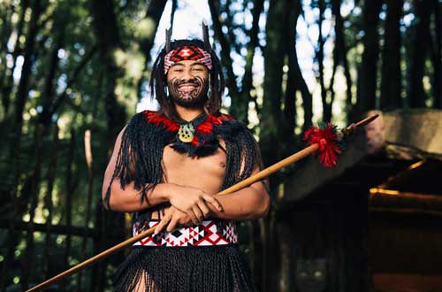 Tamaki-Village-traditional-outfit-new-zealand
