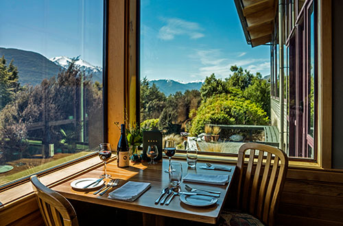 mt-rolleston-restaurant-wilderness-lodge-view