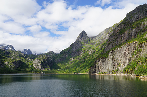 trollfjorden-norway