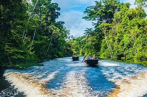 amazon-river-skiff-to-excursion
