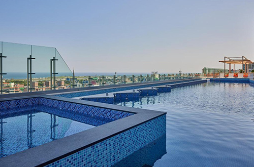 pool-lotte-city-hotel-jeju-city-jeju-south-korea