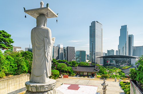 seoul-skyline-bongeunsa-temple-gangnam-seoul-south-korea