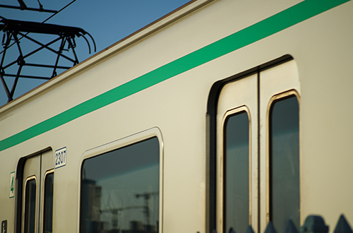 subway-train-seoul-south-korea