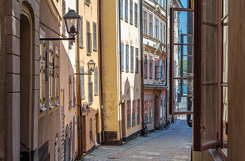 gamla-stan-old-town-stockholm-sweden