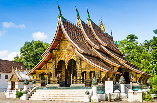 wat-xieng-thong-luang-prabang-laos-buddhist-temple
