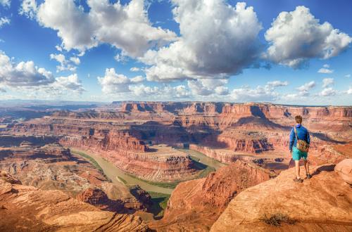 dead-horse-point-state-park-canyonlands-arches-national-park-utah-usa