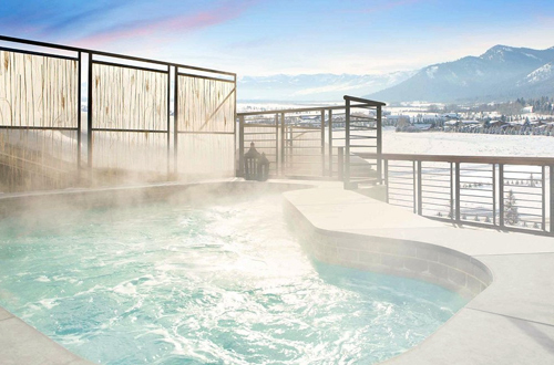 wyoming-yellowstone-grand-tetons-usa-hotel-terra-hot-tub