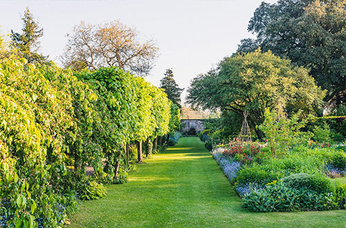 barnsley-house-england-gardens