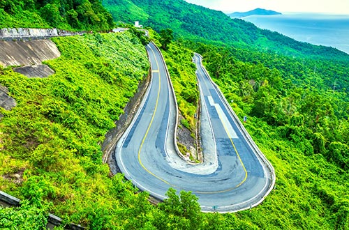 hai-van-pass-da-nang-thua-thien-hue-vietnam-overview