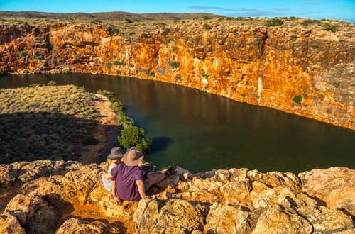 western-australia-ningaloo-sitting-at-yardie-creek-cape-range-national-park