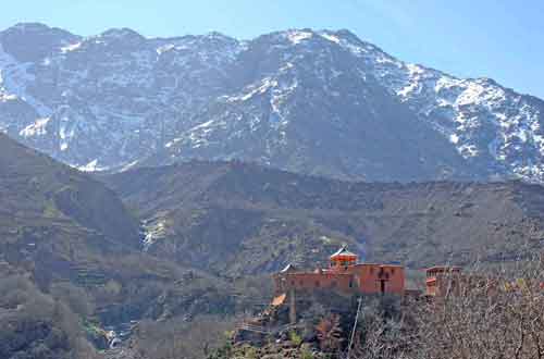 morocco-walk-kasbah-du-toubkal-trekking-winter