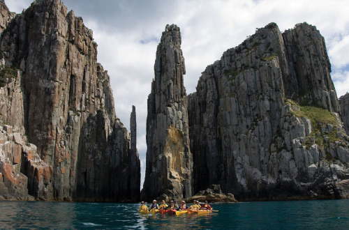 tasmania-kayaking-tour-tasman-peninsula-fortescue