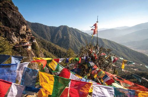 bhutan-trekking-bhutan-luxury-holiday-bumdra-trek-bumdra-monastery-trek-tiger-nest-hike-taktsang-trek-paro-view-from