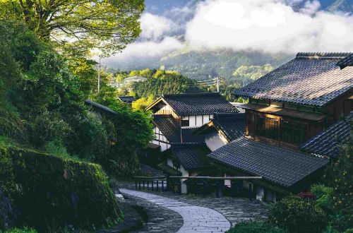 japan-walk-japan-alps-explore-nakasendo-trail-village-