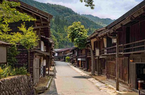 japan-walk-japan-alps-explore-Takayama-merchant-home