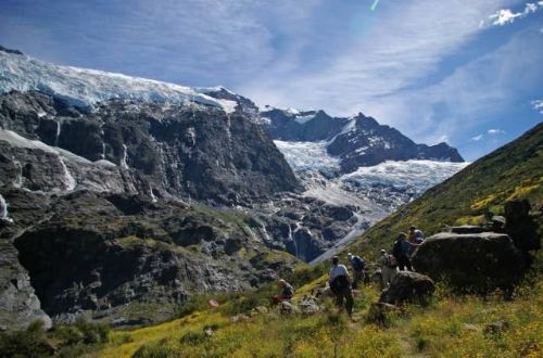 Wanaka-hike-Rob-Roy-Glacier-Guided-Hike-Lunch-Spot