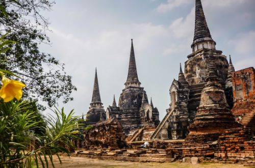 ayutthaya-ruins-bangkok-thailand-relics-architecture