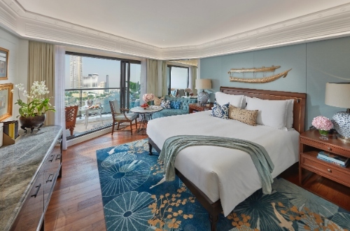mandarin-orienta-bangkok-deluxe-room-balcony-hotel-accommodation-luxury