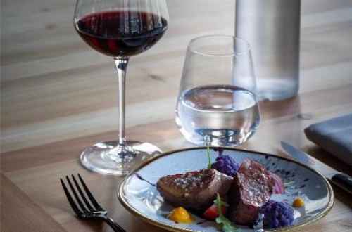 food-cuisine-dining-hotel-monetier-france