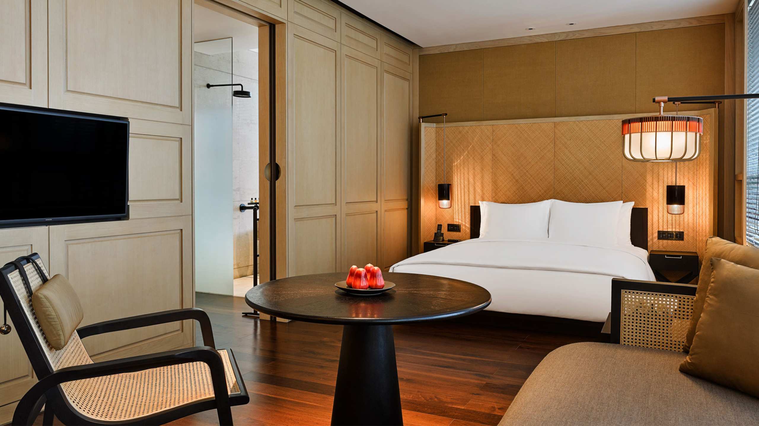 ruma-hotel-residences-kuala-lumpur-room-service-hospitality