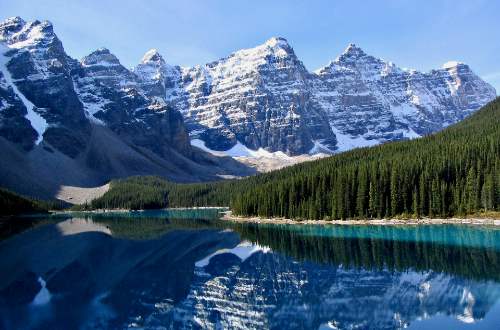banff-lake-canadian-rockies-banff-national-park-canada