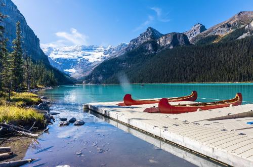 lake-louise-canoe-canadian-rockies-canada