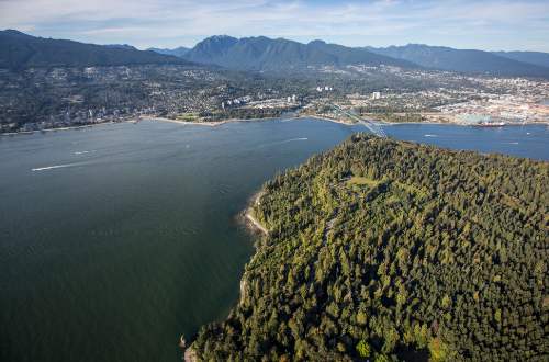 vancouver-downtown-stanley-park-canadian-rockies-canada